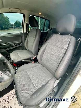 VOLKSWAGEN-FOX-2013