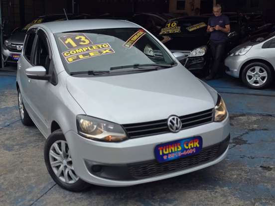 VOLKSWAGEN-FOX-2012
