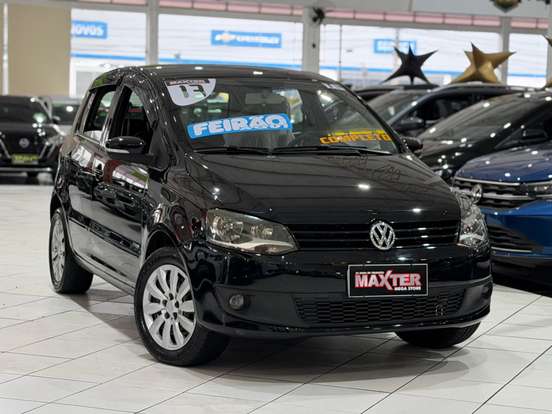 VOLKSWAGEN-FOX-2013