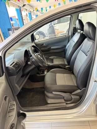 VOLKSWAGEN-FOX-2008