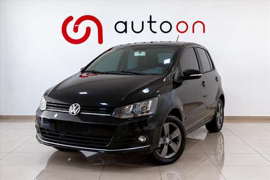 VOLKSWAGEN-FOX-2019