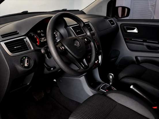 VOLKSWAGEN-FOX-1.6 MSI TOTAL FLEX CONNECT 4P I-MOTION VOLKSWAGEN-FOX-2019