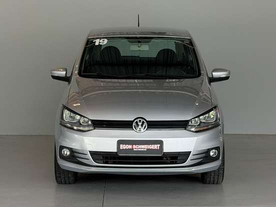 VOLKSWAGEN-FOX-1.6 MSI TOTAL FLEX CONNECT 4P I-MOTION VOLKSWAGEN-FOX-2018