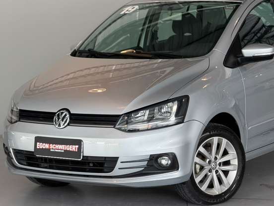 VOLKSWAGEN-FOX-2018