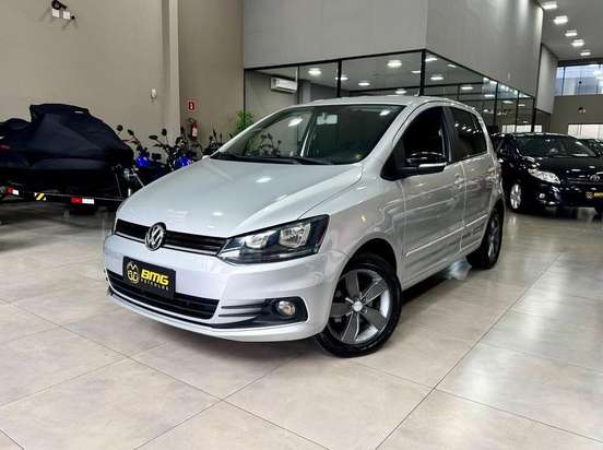 VOLKSWAGEN-FOX-2018