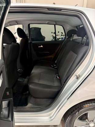VOLKSWAGEN-FOX-2018