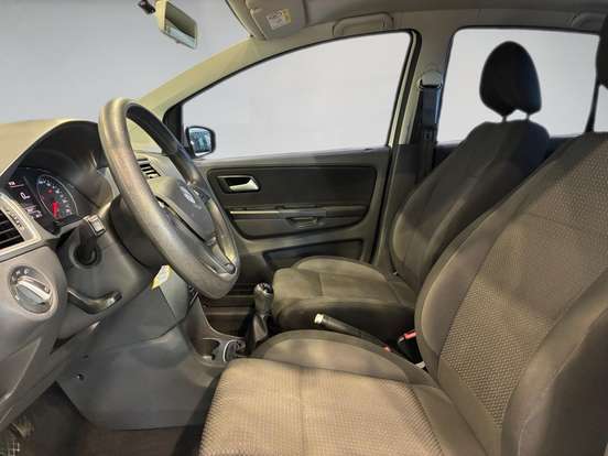 VOLKSWAGEN-FOX-1.6 MSI TOTAL FLEX CONNECT 4P MANUAL VOLKSWAGEN-FOX-2019