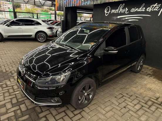 VOLKSWAGEN-FOX-2018