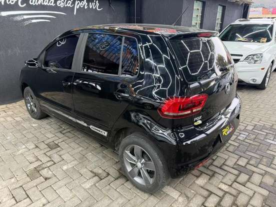 VOLKSWAGEN-FOX-2018