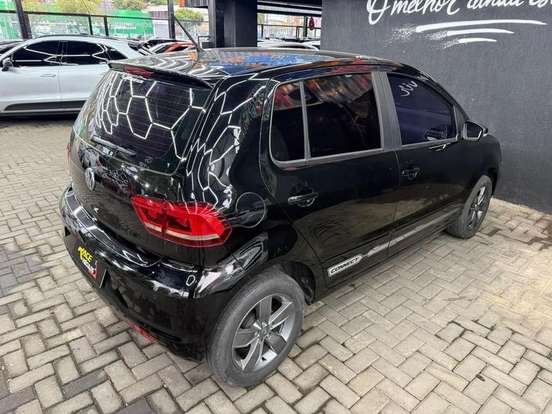 VOLKSWAGEN-FOX-2018
