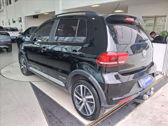 VOLKSWAGEN-FOX-2018