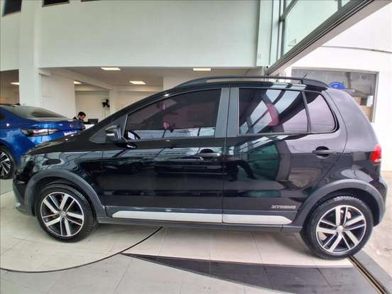 VOLKSWAGEN-FOX-2018