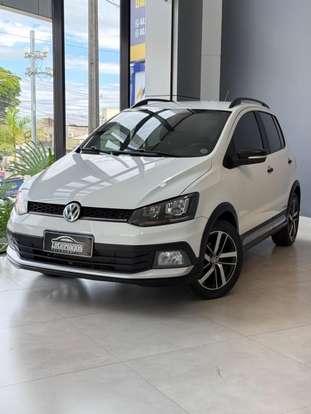 VOLKSWAGEN-FOX-1.6 MSI TOTAL FLEX XTREME 4P MANUAL VOLKSWAGEN-FOX-2017