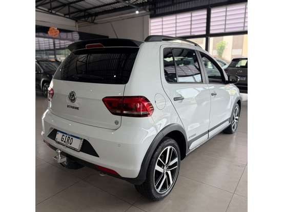 VOLKSWAGEN-FOX-2019