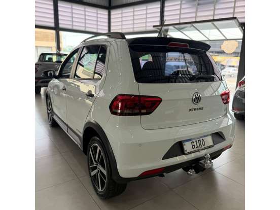 VOLKSWAGEN-FOX-2019
