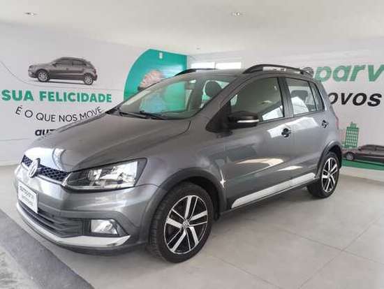 VOLKSWAGEN-FOX-2021