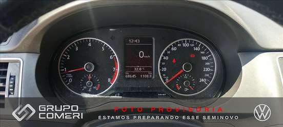 VOLKSWAGEN-FOX-2019