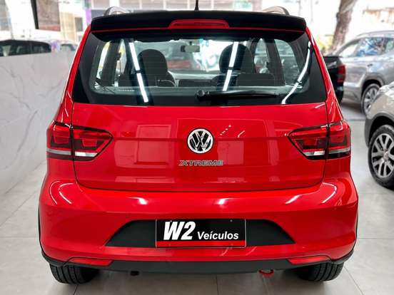 VOLKSWAGEN-FOX-2021