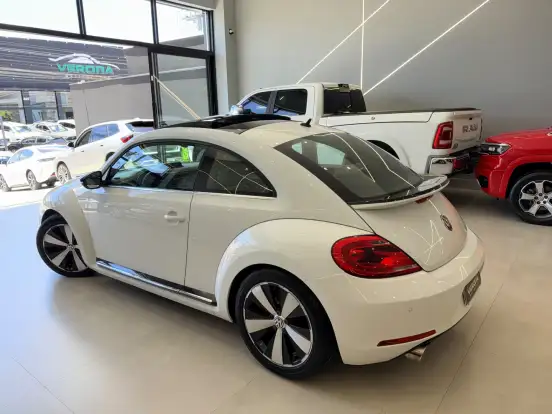 VOLKSWAGEN-FUSCA-2.0 TSI 16V GASOLINA 2P AUTOMÁTICO VOLKSWAGEN-FUSCA-2012