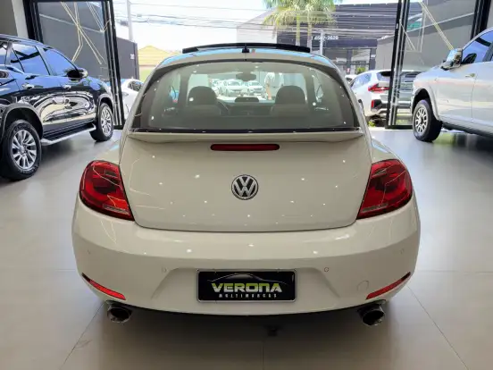 VOLKSWAGEN-FUSCA-2012