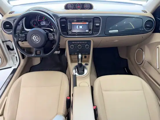 VOLKSWAGEN-FUSCA-2012
