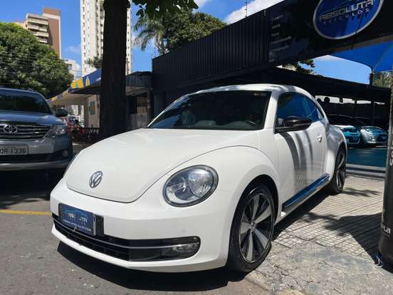 VOLKSWAGEN-FUSCA-2012