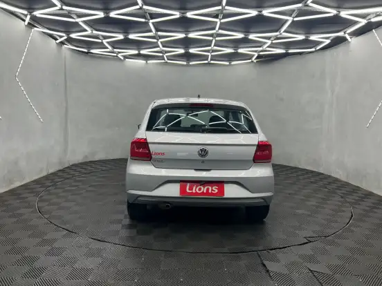 VOLKSWAGEN-GOL-2022