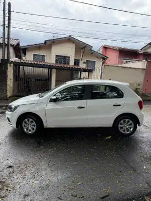 VOLKSWAGEN-GOL-2021