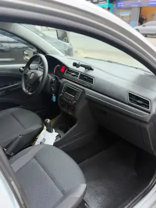 VOLKSWAGEN-GOL-2021