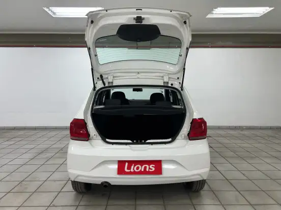 VOLKSWAGEN-GOL-2023