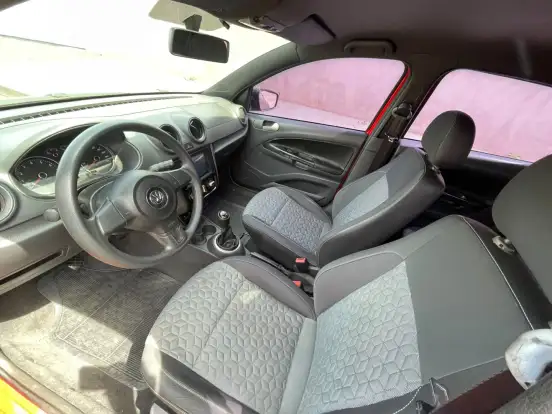 VOLKSWAGEN-GOL-2014