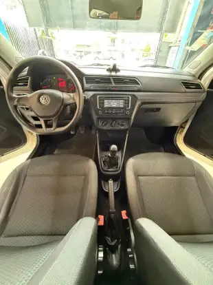 VOLKSWAGEN-GOL-2021