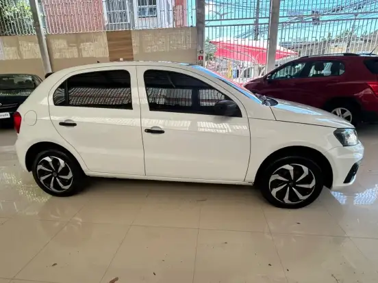 VOLKSWAGEN-GOL-2017