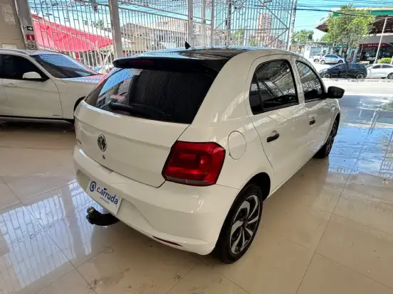 VOLKSWAGEN-GOL-1.6 MSI TOTALFLEX TRENDLINE 4P MANUAL VOLKSWAGEN-GOL-2017