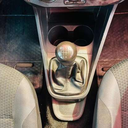 VOLKSWAGEN-GOL-2022