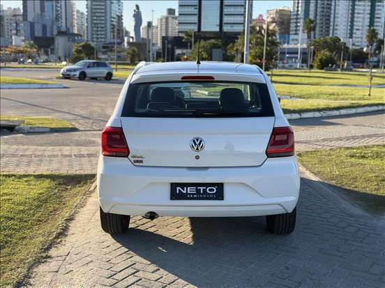 VOLKSWAGEN-GOL-2022