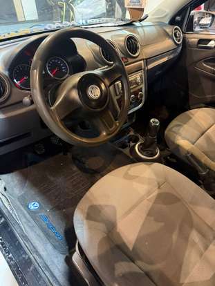 VOLKSWAGEN-GOL-2009