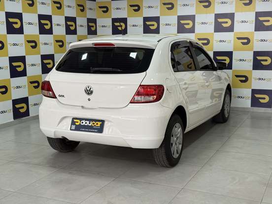 VOLKSWAGEN-GOL-2011