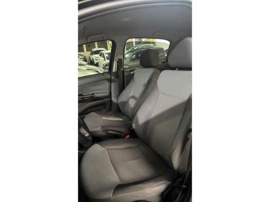 VOLKSWAGEN-GOL-2011