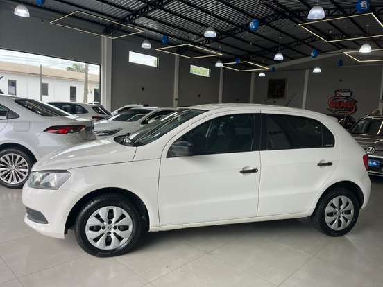 VOLKSWAGEN-GOL-2014