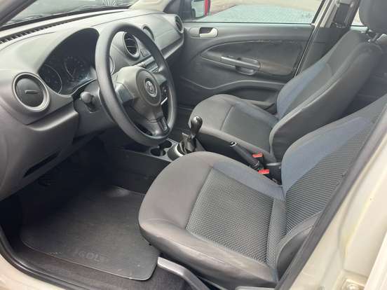 VOLKSWAGEN-GOL-1.0 MI TRENDLINE 8V FLEX 4P MANUAL VOLKSWAGEN-GOL-2014