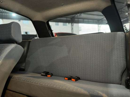 VOLKSWAGEN-GOL-1996