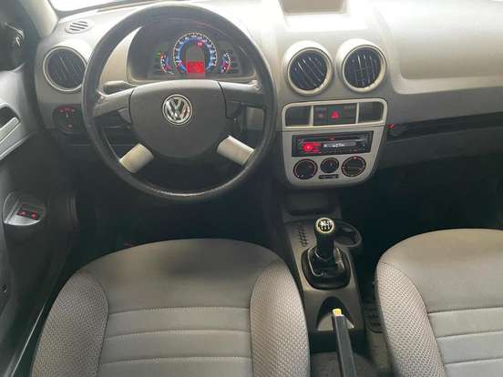 VOLKSWAGEN-GOL-2007