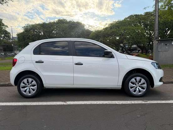 VOLKSWAGEN-GOL-1.6 MI TRENDLINE 8V FLEX 4P MANUAL VOLKSWAGEN-GOL-2014