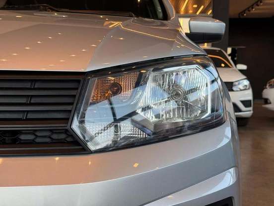 VOLKSWAGEN-GOL-2018