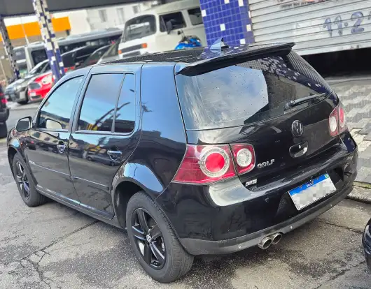 VOLKSWAGEN-GOLF-2009