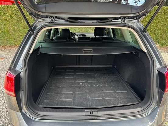 VOLKSWAGEN-GOLF-2017