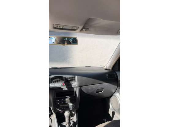 VOLKSWAGEN-GOLF-2005