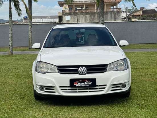 VOLKSWAGEN-GOLF-1.6 MI SPORTLINE 8V FLEX 4P MANUAL VOLKSWAGEN-GOLF-2010