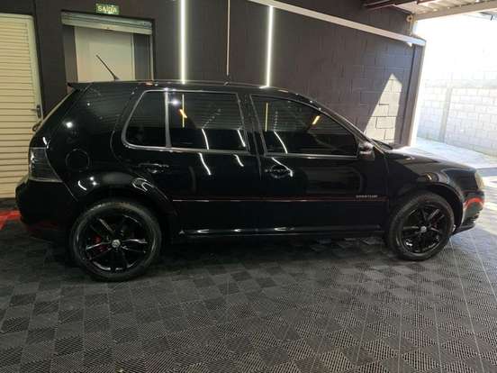 VOLKSWAGEN-GOLF-2012